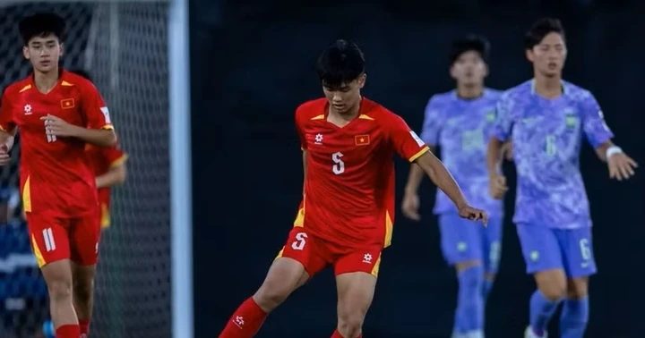Cơ hội tạo cột mốc mới cho bóng đá Việt Nam